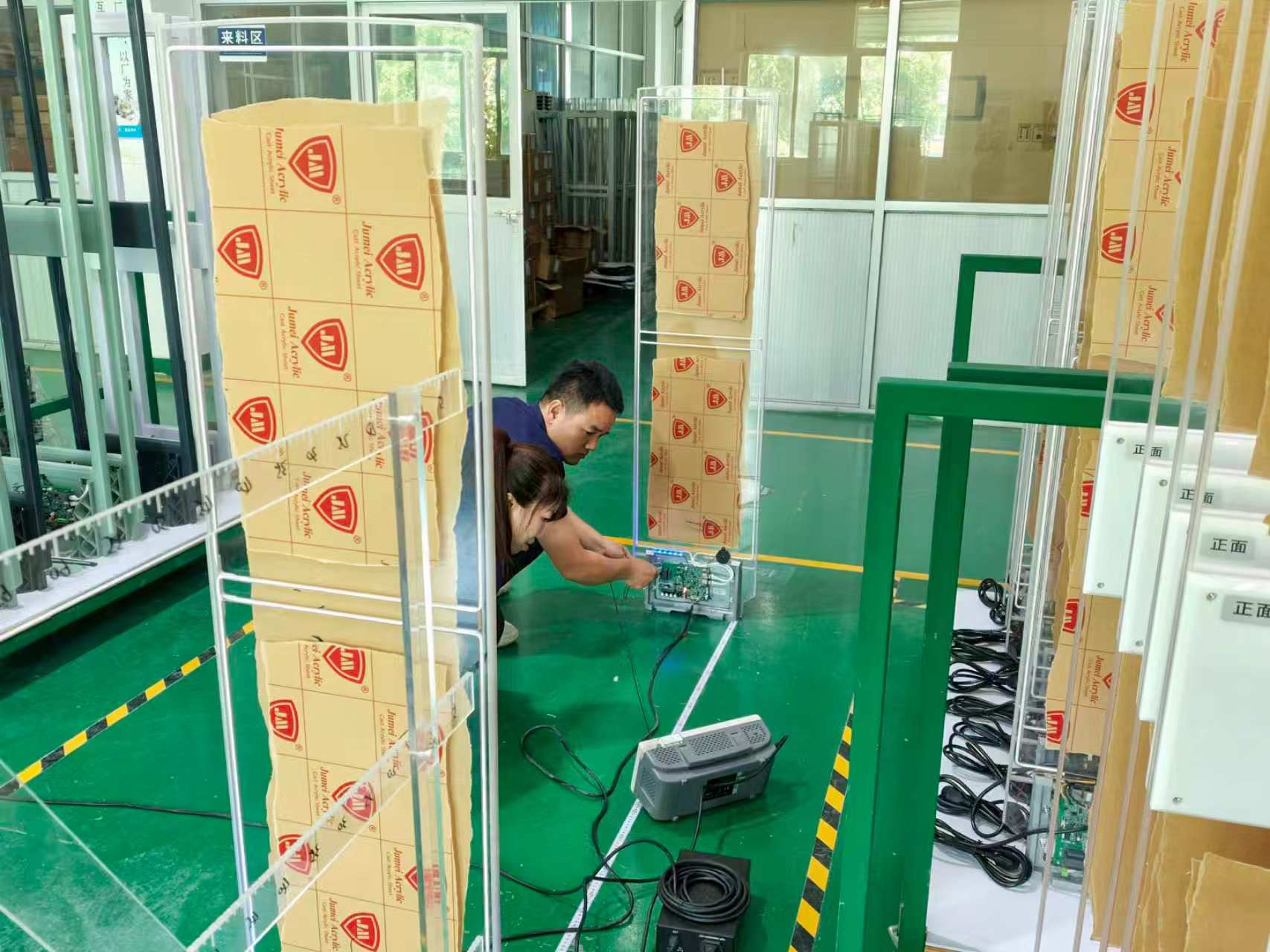 Pelanggan Eropa Ditakoni: Apa Antena Sampeyan Bisa Gabung karo Sistem Kita